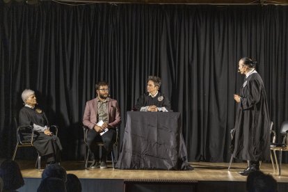 Berlanga sube el telón para indagar sobre la IA