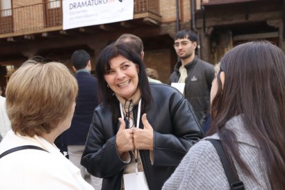 Berlanga sube el telón para indagar sobre la IA