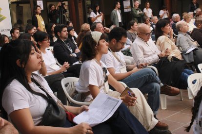 Berlanga sube el telón para indagar sobre la IA