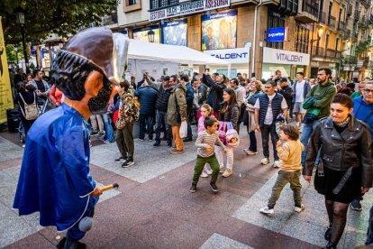'Compartimos vulnerabilidad, defendamos nuestra salud mental' fue el lema del acto