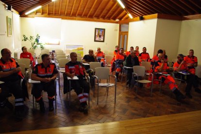 Asistentes al curso en una sesión teórica.