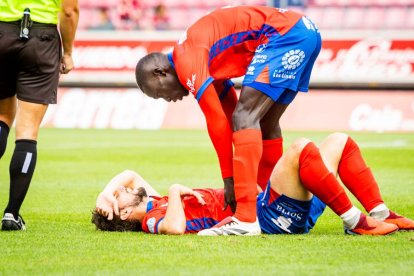 Contundente victoria de los rojillos para coger aire