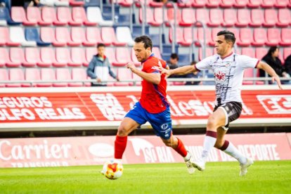 Contundente victoria de los rojillos para coger aire