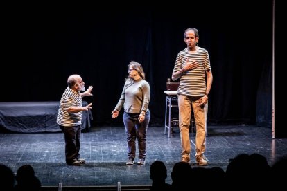 Los actores fueron muy aplaudidos en el Palacio de la Audiencia