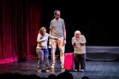 Los actores fueron muy aplaudidos en el Palacio de la Audiencia