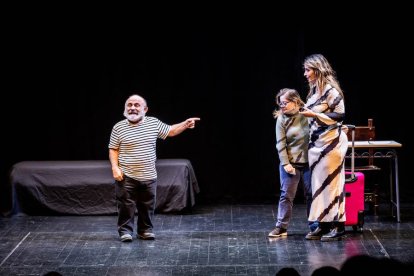 Los actores fueron muy aplaudidos en el Palacio de la Audiencia