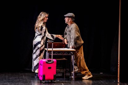 Los actores fueron muy aplaudidos en el Palacio de la Audiencia