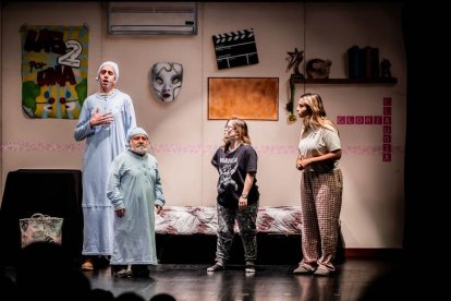 Los actores fueron muy aplaudidos en el Palacio de la Audiencia