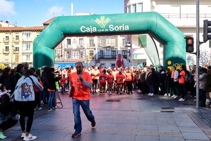 El Camino por Soria Contra el Cáncer vuelve a llenar las calles de la capital de miles de personas para recaudar fondos para la investigación.