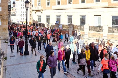 El Camino por Soria Contra el Cáncer vuelve a llenar las calles de la capital de miles de personas para recaudar fondos para la investigación.