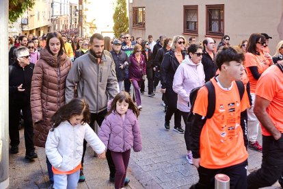 El Camino por Soria Contra el Cáncer vuelve a llenar las calles de la capital de miles de personas para recaudar fondos para la investigación.