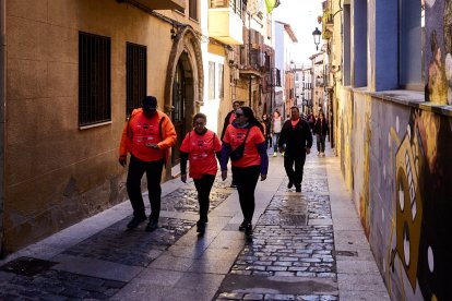 El Camino por Soria Contra el Cáncer vuelve a llenar las calles de la capital de miles de personas para recaudar fondos para la investigación.