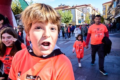 El Camino por Soria Contra el Cáncer vuelve a llenar las calles de la capital de miles de personas para recaudar fondos para la investigación.