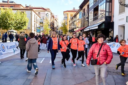 El Camino por Soria Contra el Cáncer vuelve a llenar las calles de la capital de miles de personas para recaudar fondos para la investigación.
