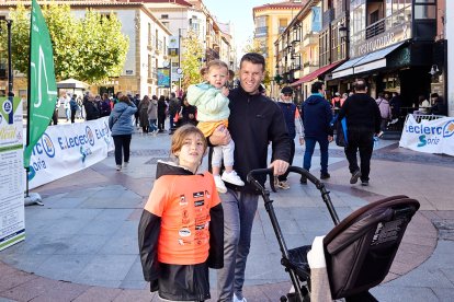 El Camino por Soria Contra el Cáncer vuelve a llenar las calles de la capital de miles de personas para recaudar fondos para la investigación.