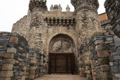 Puente de entrada al Castillo de los Templarios.ICAL