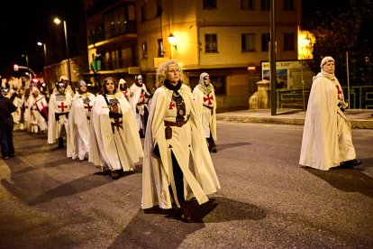 La marcha estuvo acompañada por miles de sorianos y turistas