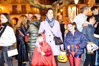 La marcha estuvo acompañada por miles de sorianos y turistas