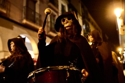 La marcha estuvo acompañada por miles de sorianos y turistas