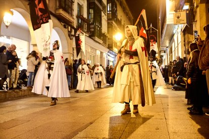 La marcha estuvo acompañada por miles de sorianos y turistas