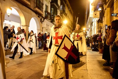 La marcha estuvo acompañada por miles de sorianos y turistas