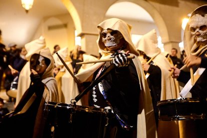 La marcha estuvo acompañada por miles de sorianos y turistas