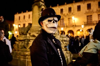 La marcha estuvo acompañada por miles de sorianos y turistas