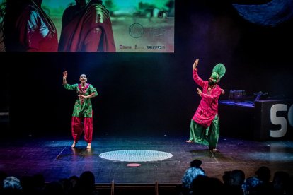 Una gala de apertura con aires de La India marcó la apertura del Certamen de Cortos Ciudad de Soria 2025.