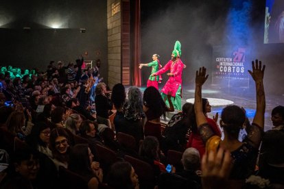 Una gala de apertura con aires de La India marcó la apertura del Certamen de Cortos Ciudad de Soria 2025.