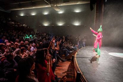 Una gala de apertura con aires de La India marcó la apertura del Certamen de Cortos Ciudad de Soria 2025.