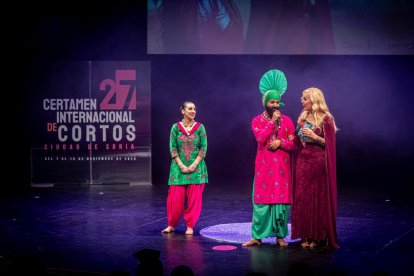 Una gala de apertura con aires de La India marcó la apertura del Certamen de Cortos Ciudad de Soria 2025.