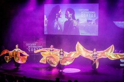 Una gala de apertura con aires de La India marcó la apertura del Certamen de Cortos Ciudad de Soria 2025.