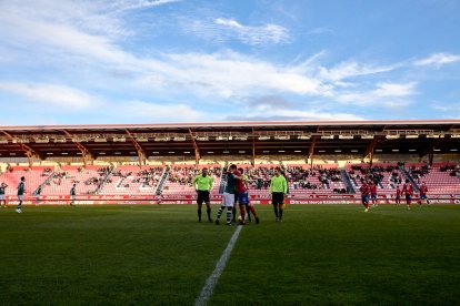 El fortín de Los Pajaritos se diluye con una inesperada y dolorosa derrota.