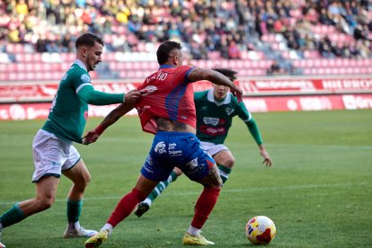 El fortín de Los Pajaritos se diluye con una inesperada y dolorosa derrota.