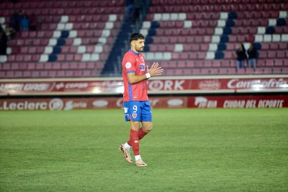 El fortín de Los Pajaritos se diluye con una inesperada y dolorosa derrota.