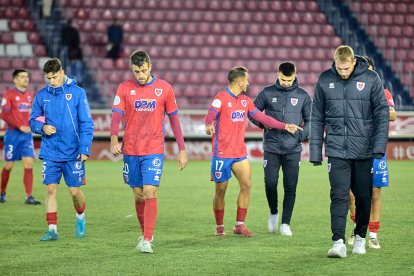 El fortín de Los Pajaritos se diluye con una inesperada y dolorosa derrota.