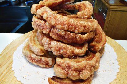 El torrezno de Soria, producto icónico que ha inspirado creaciones como la premiada Costrada Salada del Virrey Palafox