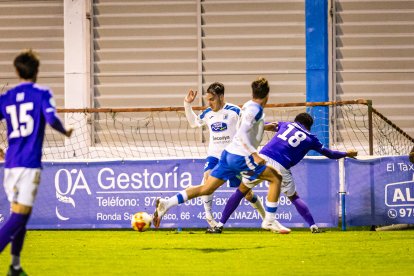 El equipo adnamantino solo pudo sumar un punto en su estadio