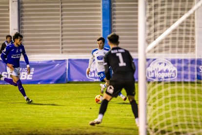 El equipo adnamantino solo pudo sumar un punto en su estadio