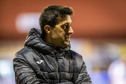 El equipo adnamantino solo pudo sumar un punto en su estadio