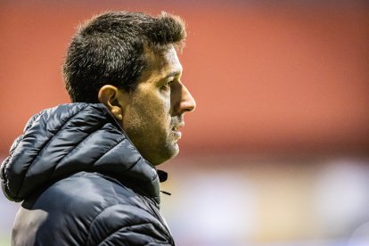 El equipo adnamantino solo pudo sumar un punto en su estadio