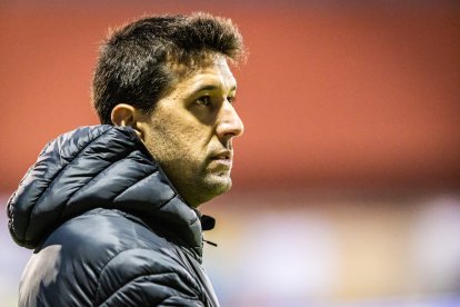 El equipo adnamantino solo pudo sumar un punto en su estadio