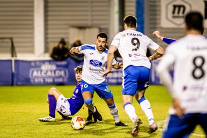 El equipo adnamantino solo pudo sumar un punto en su estadio
