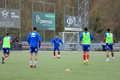 Los rojillos y su afición volvieron a Soria con el trabajo hecho