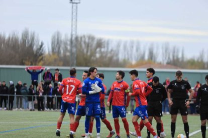 Los rojillos y su afición volvieron a Soria con el trabajo hecho