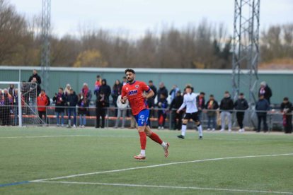 Los rojillos y su afición volvieron a Soria con el trabajo hecho