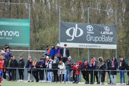 Los rojillos y su afición volvieron a Soria con el trabajo hecho