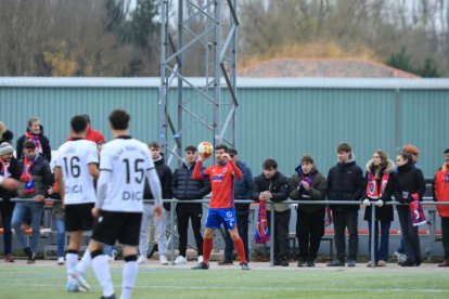 Los rojillos y su afición volvieron a Soria con el trabajo hecho