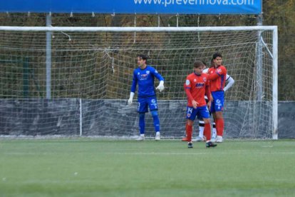 Los rojillos y su afición volvieron a Soria con el trabajo hecho