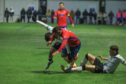 Los rojillos y su afición volvieron a Soria con el trabajo hecho